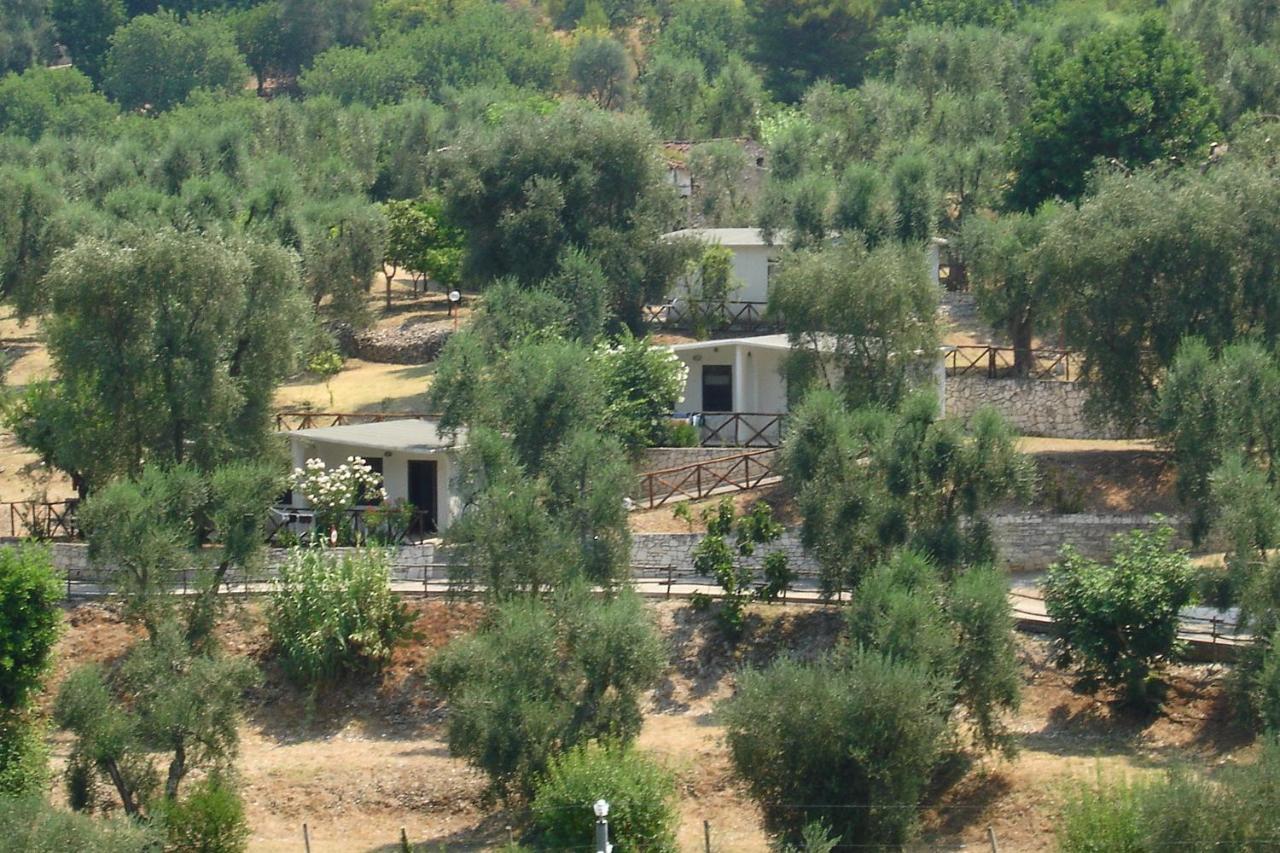 Village Valle D'Oro Aparthotel ซาน เมนาโย ภายนอก รูปภาพ