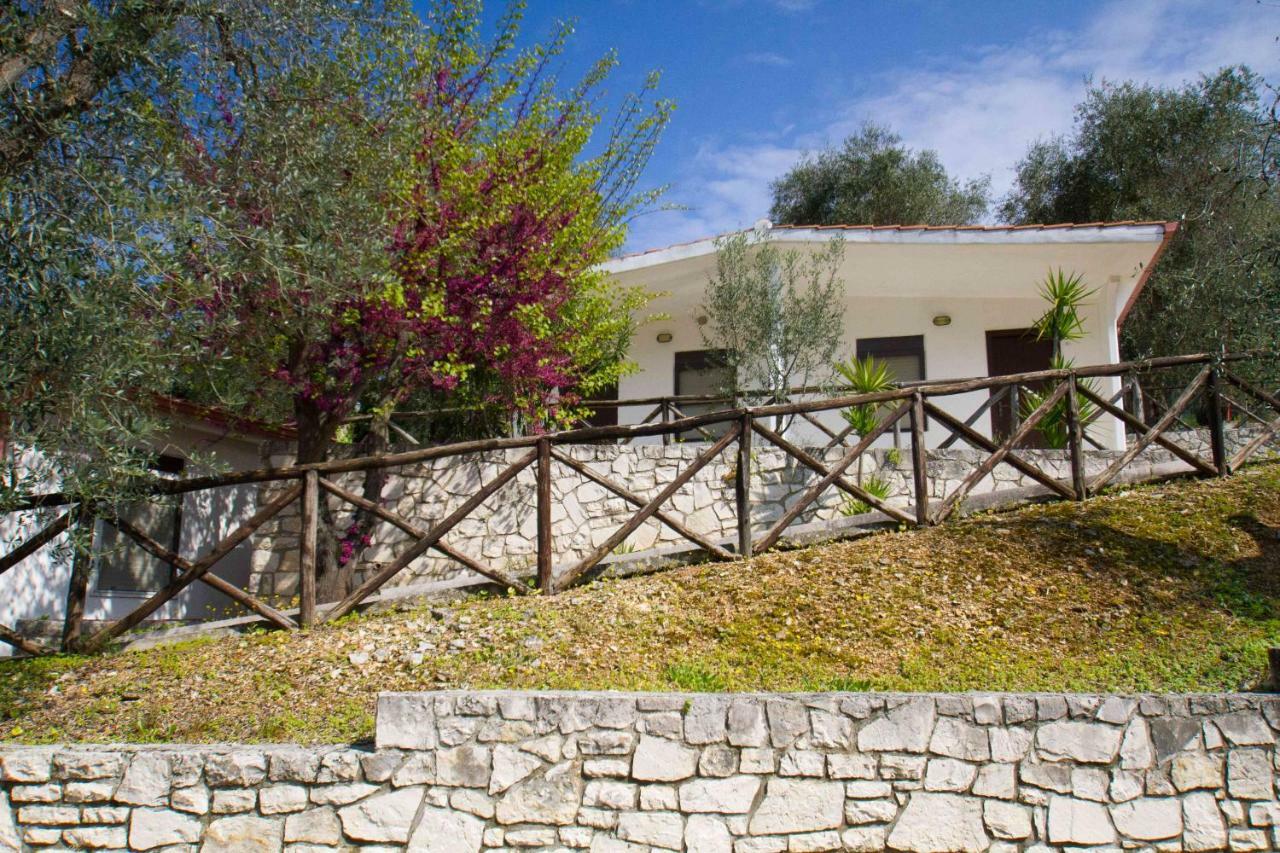 Village Valle D'Oro Aparthotel ซาน เมนาโย ภายนอก รูปภาพ